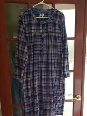 Aria Plaid Button-Yoke Long Sleeve Nightgown in Purple and Gray